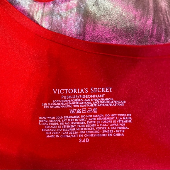 Victoria Secret Pigeonnant Push-Up Bra Size 34D Red w/ Gold Lace & Light Jewels - Picture 5 of 8